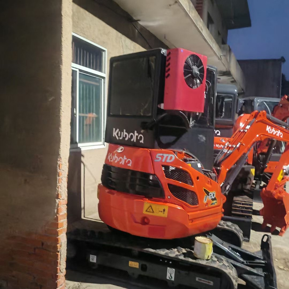 KUBOTA U20 - Miniexcavadora: foto 1 KUBOTA U20 - Miniexcavadora: foto 1