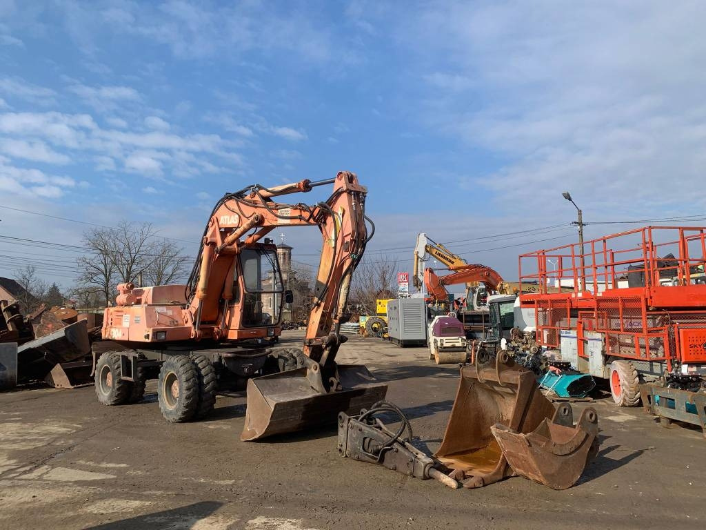 Atlas 1304 - Excavadora de ruedas: foto 1 Atlas 1304 - Excavadora de ruedas: foto 1