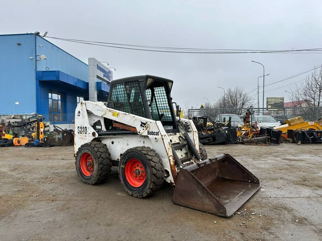 Bobcat S 220 - Minicargadora: foto 2 Bobcat S 220 - Minicargadora: foto 2