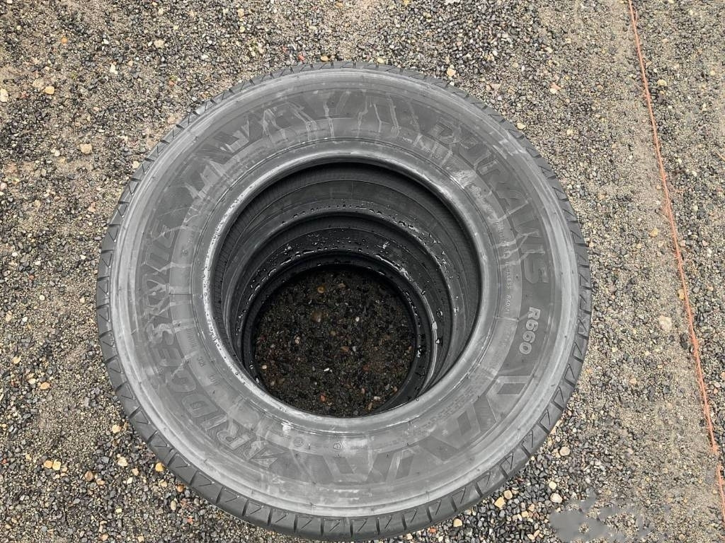 Bridgestone Duravis 215/70 R15C TYRES  - Neumático para Camión: foto 3 Bridgestone Duravis 215/70 R15C TYRES  - Neumático para Camión: foto 3