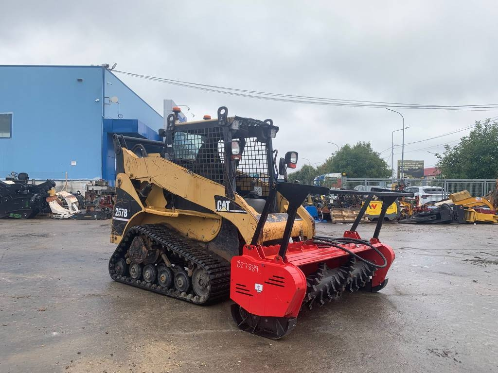 CAT 257 B  - Minicargadora: foto 1 CAT 257 B  - Minicargadora: foto 1