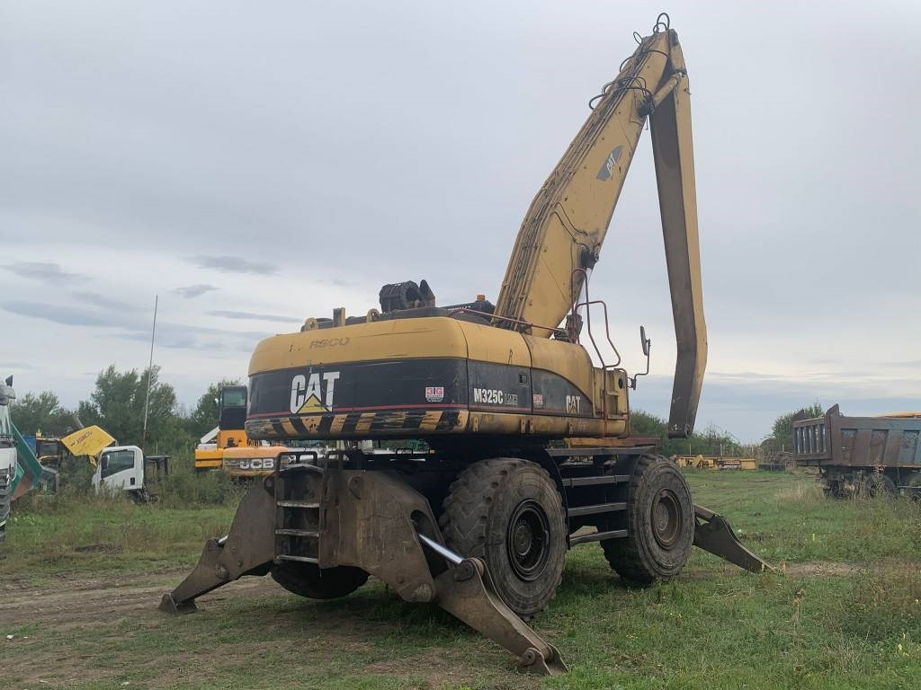 CAT M 325 C L MH - Manipulador de materiales: foto 4 CAT M 325 C L MH - Manipulador de materiales: foto 4