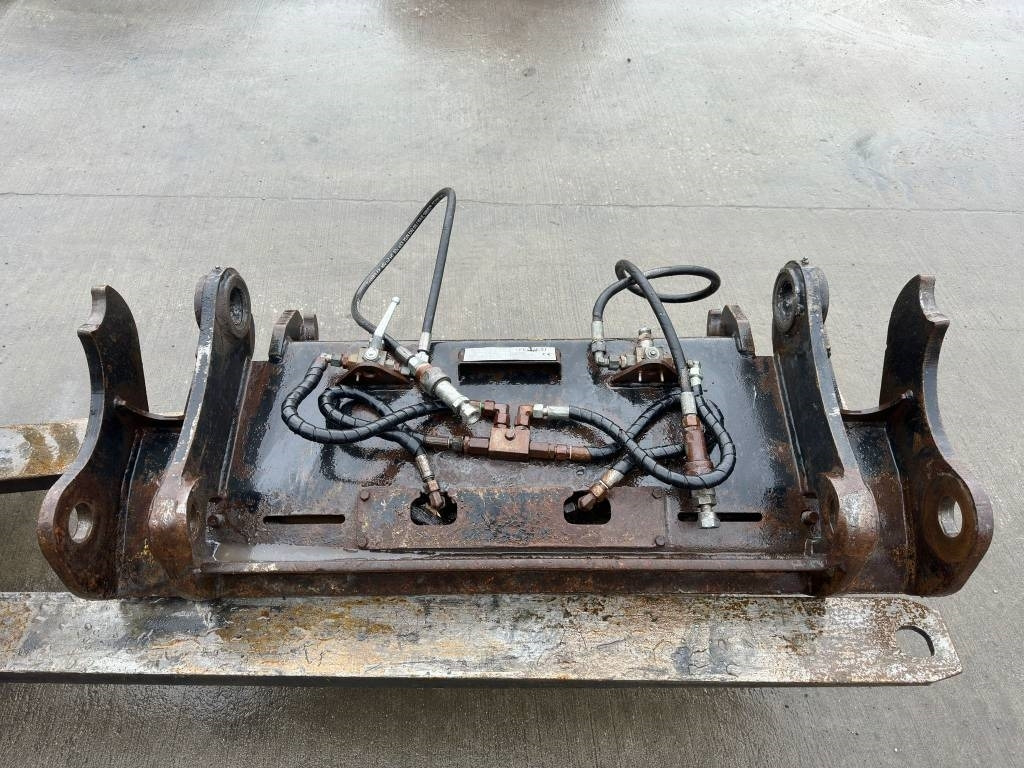 CAT Magsi Quick Coupler - Acoplamiento rápido para Maquinaria de construcción: foto 3 CAT Magsi Quick Coupler - Acoplamiento rápido para Maquinaria de construcción: foto 3