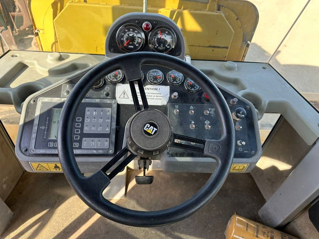 Estabilizador de suelos CAT RM 300: foto 19 Estabilizador de suelos CAT RM 300: foto 19