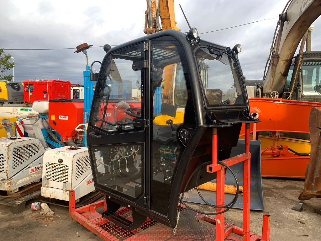 CAT Telehandler Cabin NEW - Cabina para Maquinaria de construcción: foto 2 CAT Telehandler Cabin NEW - Cabina para Maquinaria de construcción: foto 2