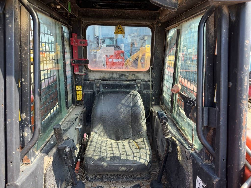 Minicargadora Fiat-Hitachi SL55B: foto 7 Minicargadora Fiat-Hitachi SL55B: foto 7