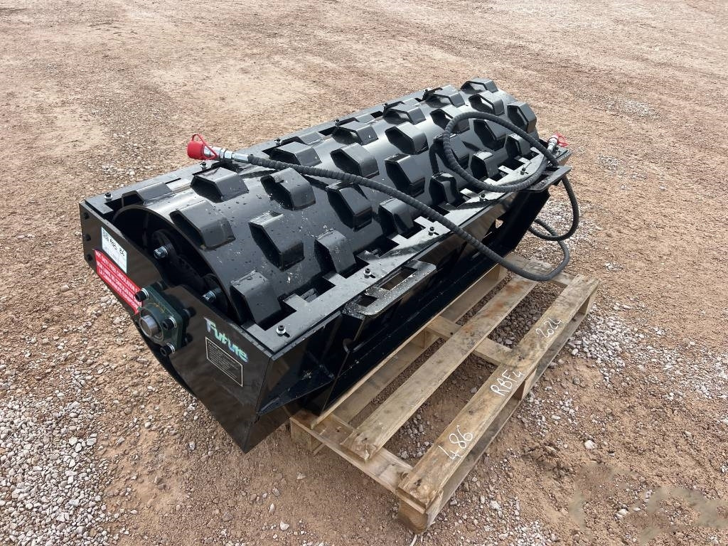 Future FT-CW59 Skid Steer Compactor Wheels - Rodillo: foto 3 Future FT-CW59 Skid Steer Compactor Wheels - Rodillo: foto 3