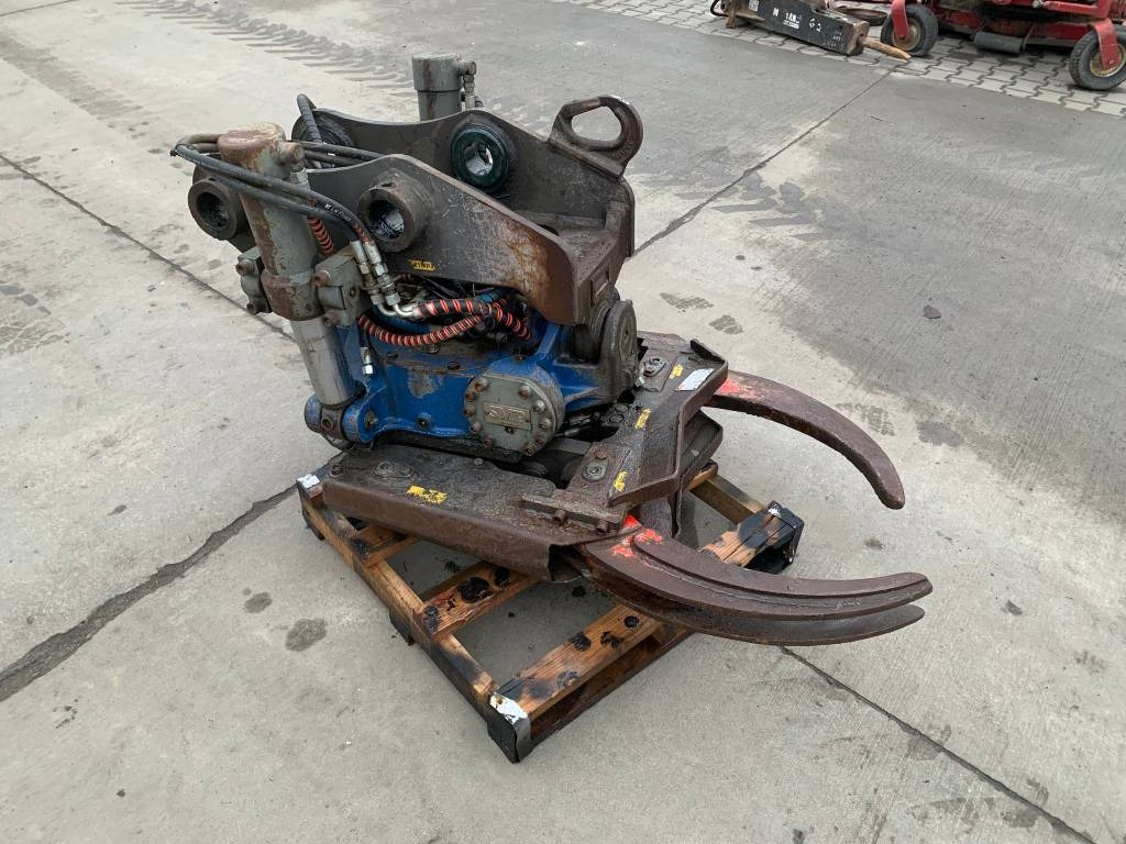 Implemento para Maquinaria de construcción SMP ROTOTILT S60: foto 1