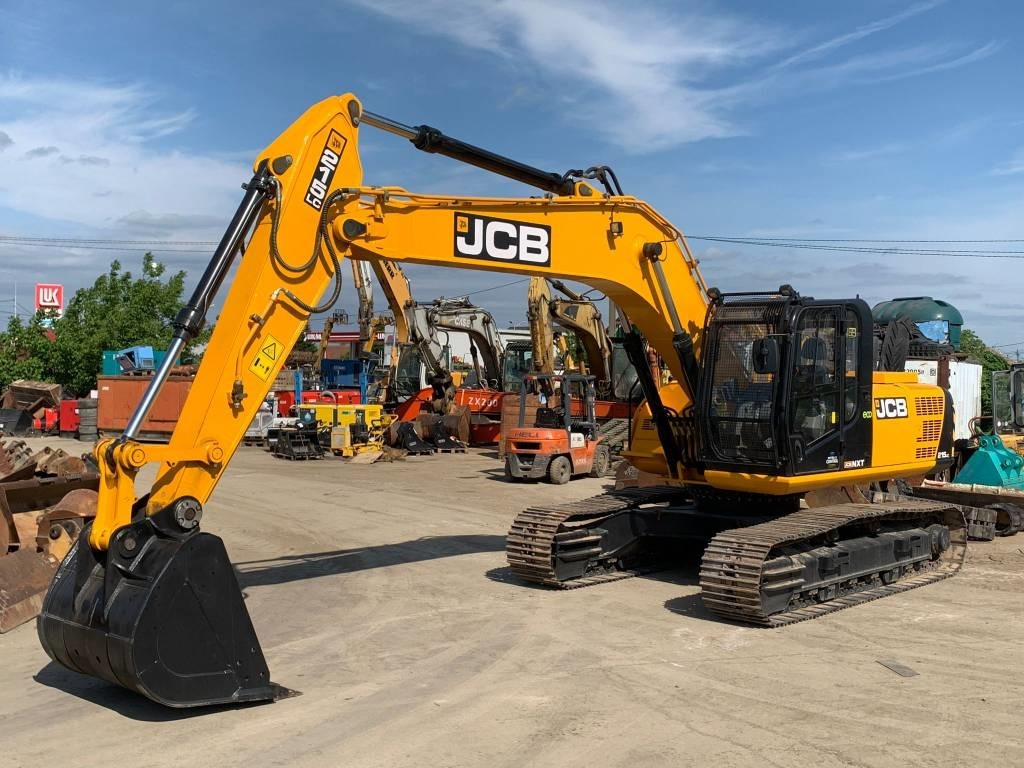 JCB 215LC NEW - Excavadora de cadenas: foto 1 JCB 215LC NEW - Excavadora de cadenas: foto 1