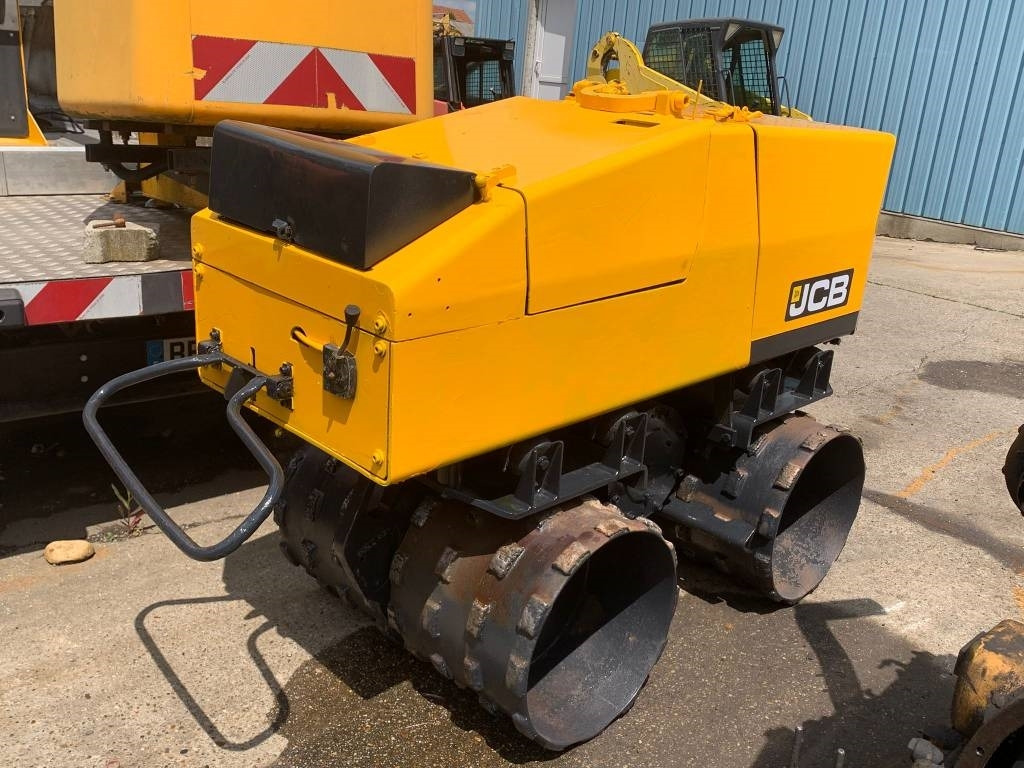 JCB VM 1500 - Apisonadora de asfalto: foto 1 JCB VM 1500 - Apisonadora de asfalto: foto 1