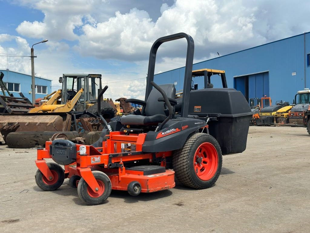 Kubota Z121S - Cortacésped: foto 1 Kubota Z121S - Cortacésped: foto 1
