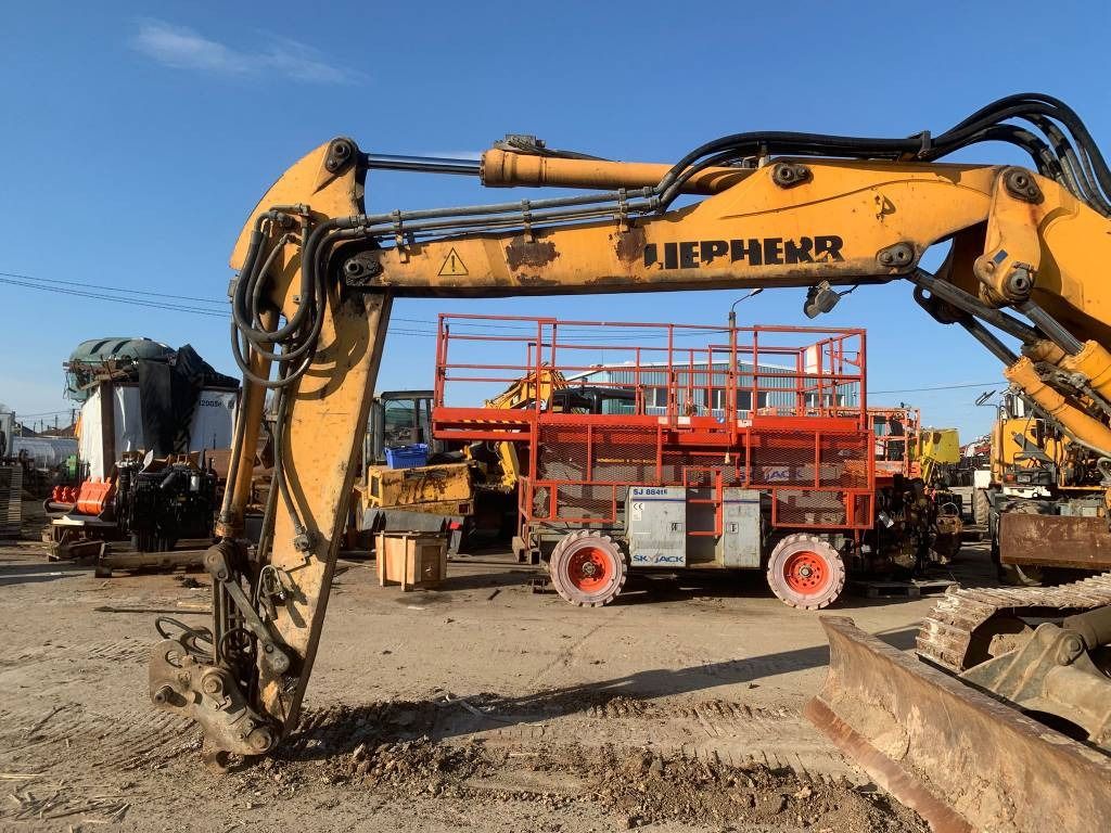 Liebherr R 313 - Excavadora de cadenas: foto 4 Liebherr R 313 - Excavadora de cadenas: foto 4