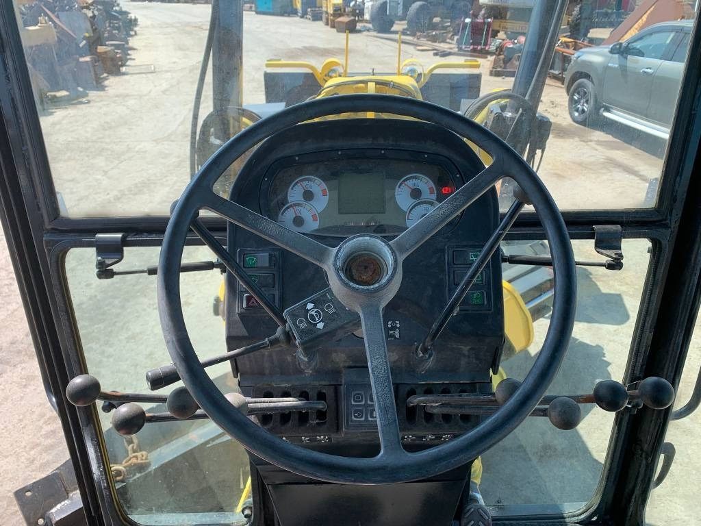 Grader New Holland F 156.6 A: foto 14