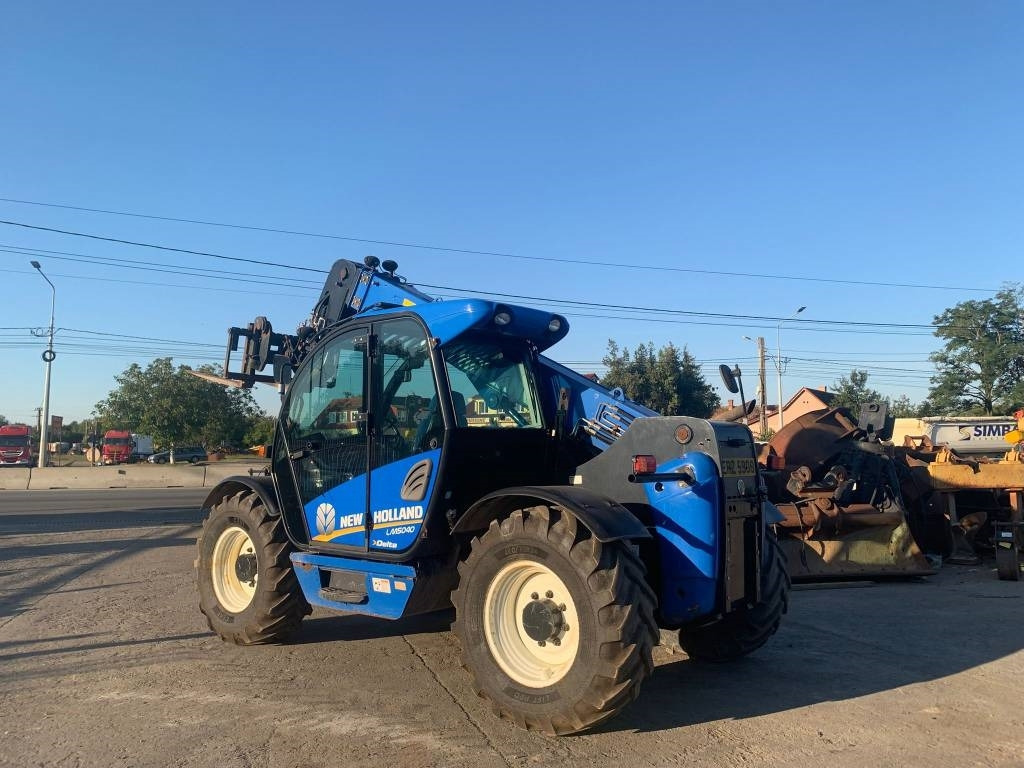 New Holland LM 5040 - Manipulador telescópico: foto 4 New Holland LM 5040 - Manipulador telescópico: foto 4