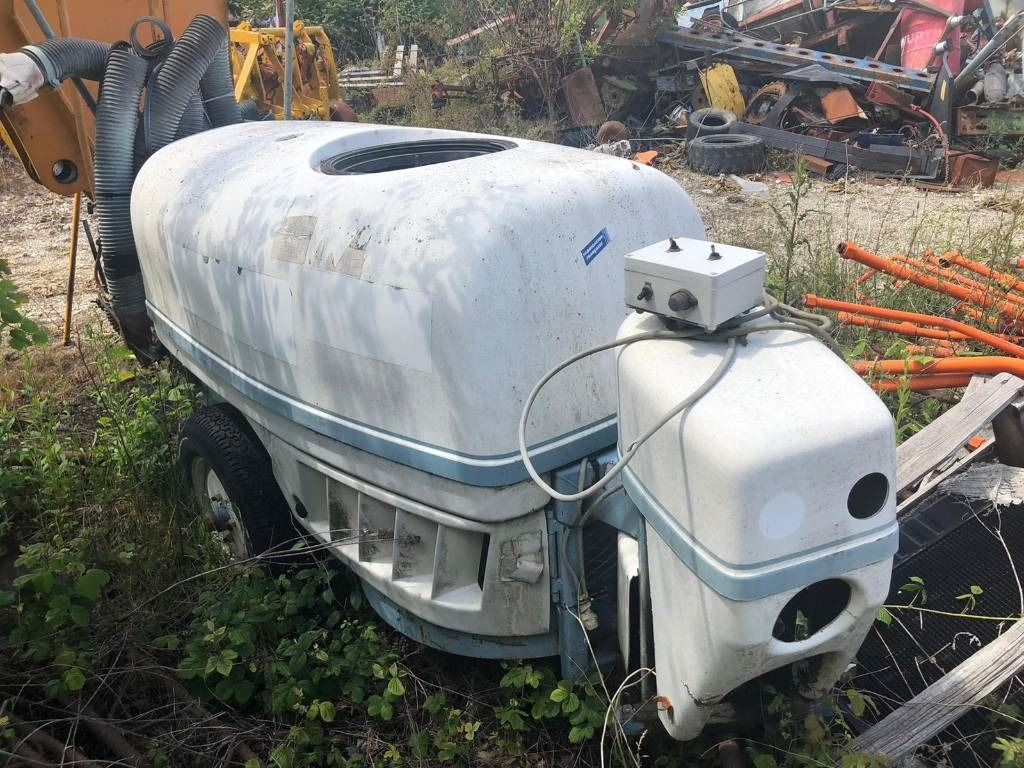 Nicolas TTZ Thomas - Inyector de purín: foto 1 Nicolas TTZ Thomas - Inyector de purín: foto 1