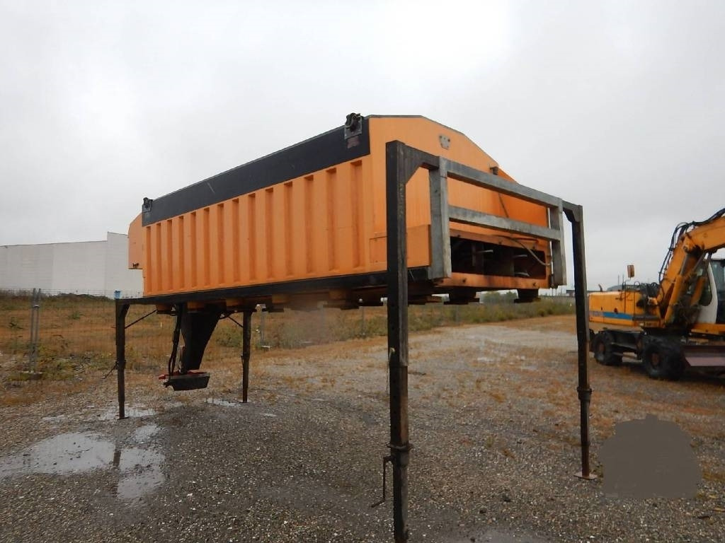 Sararita Schmitz DIC PHB - Esparcidor de sal: foto 1 Sararita Schmitz DIC PHB - Esparcidor de sal: foto 1