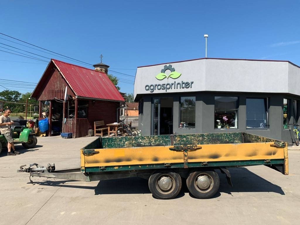 Remolque de coche Saris P2000: foto 6 Remolque de coche Saris P2000: foto 6