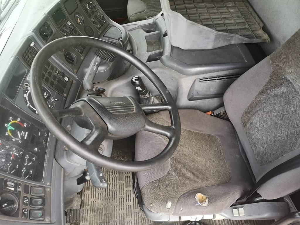 Camión grúa, Grua de remolque autos Scania 94 D 220: foto 12