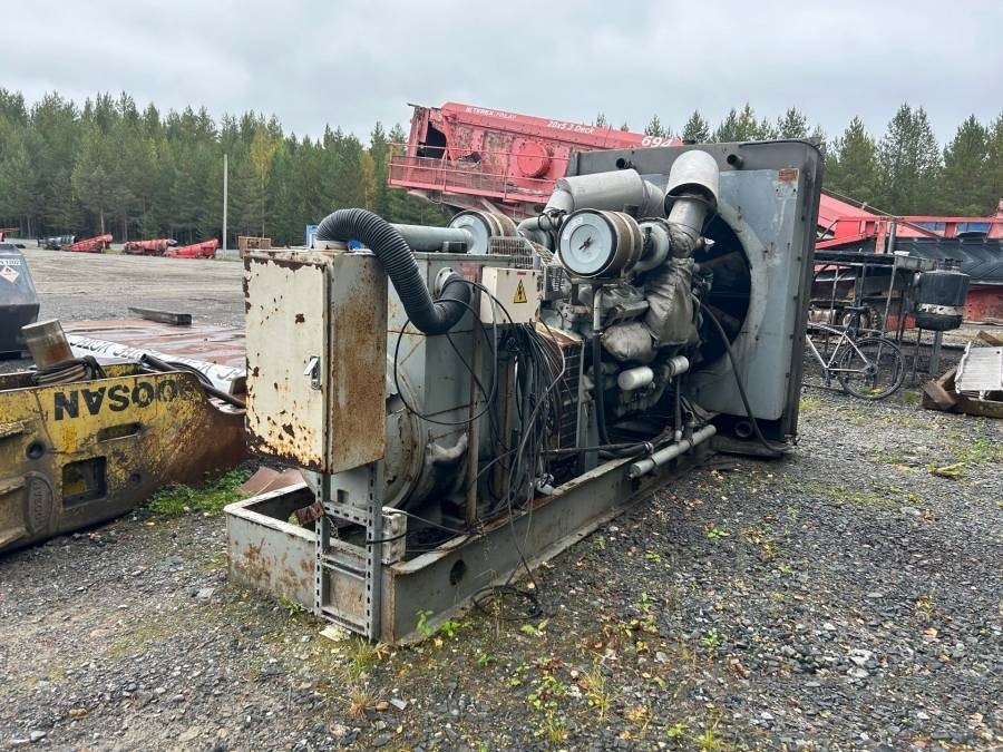 Stamford HC634J1 - Generador industriale: foto 4 Stamford HC634J1 - Generador industriale: foto 4