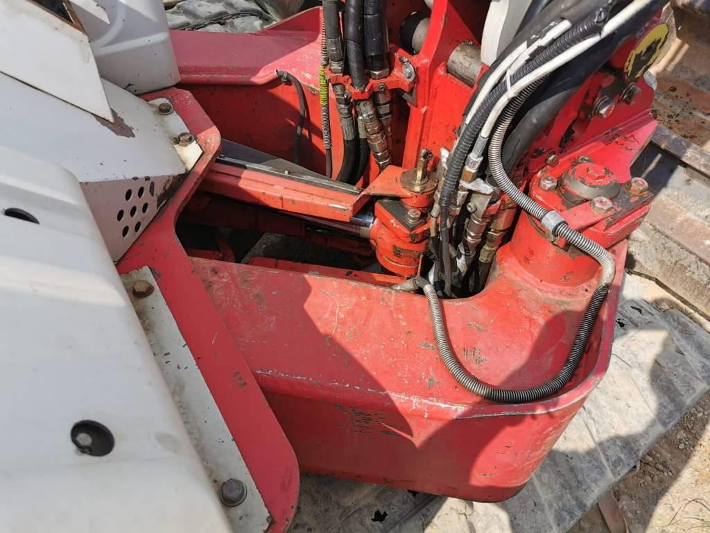 Miniexcavadora Takeuchi TB80FR: foto 6