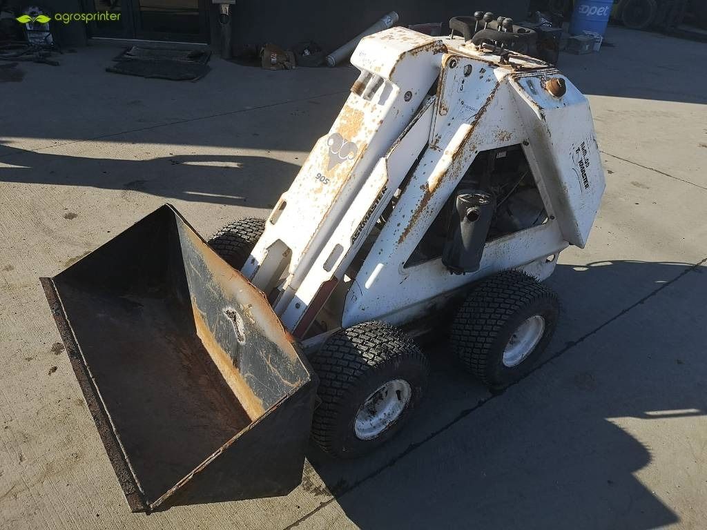 Taskmaster 905 - Minicargadora: foto 1 Taskmaster 905 - Minicargadora: foto 1