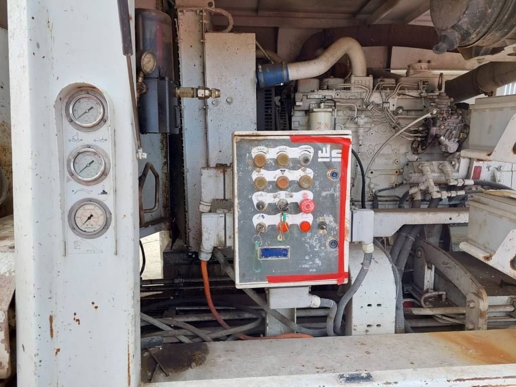 Utranazz SCM80C - Bomba de hormigon estacionaria: foto 5 Utranazz SCM80C - Bomba de hormigon estacionaria: foto 5