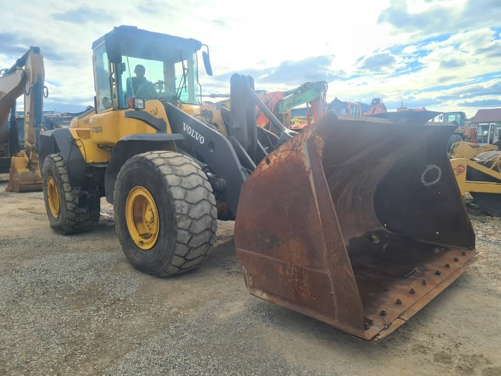 Volvo L 120 E - Cargadora de ruedas: foto 2 Volvo L 120 E - Cargadora de ruedas: foto 2