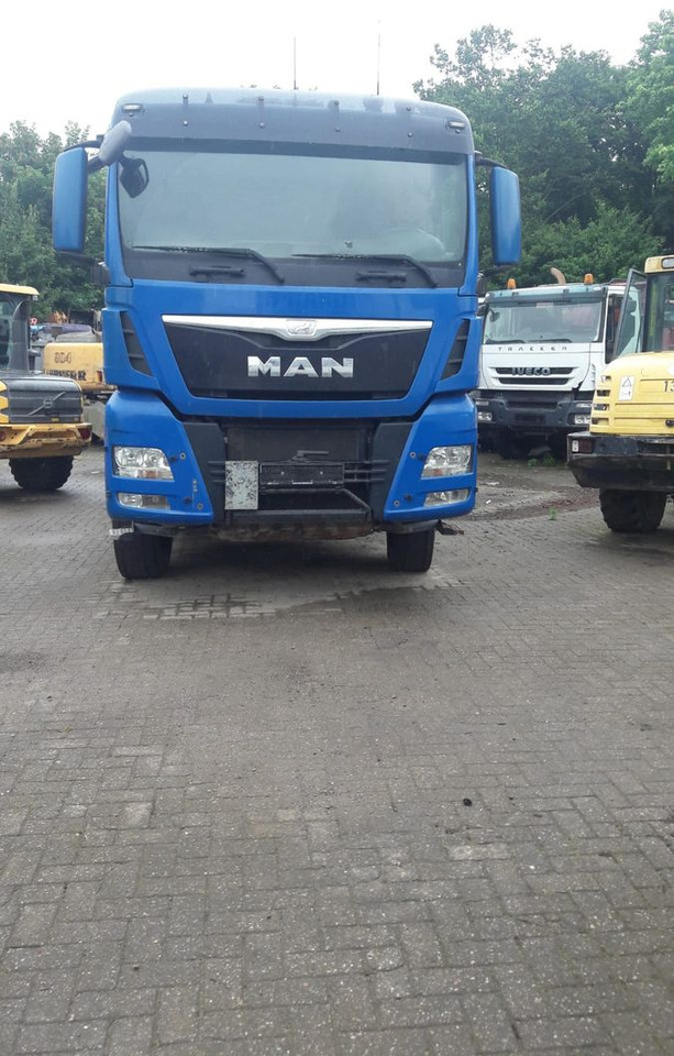 MAN TGX 18.460PS 4x4 Hydrodrive - Cabeza tractora: foto 2 MAN TGX 18.460PS 4x4 Hydrodrive - Cabeza tractora: foto 2