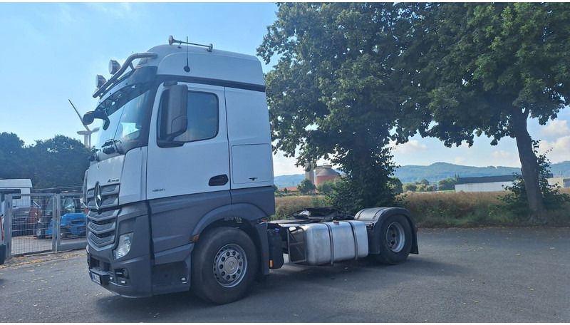 Mercedes-Benz 1851Actros 4 2-Achser SZM - Cabeza tractora: foto 1 Mercedes-Benz 1851Actros 4 2-Achser SZM - Cabeza tractora: foto 1