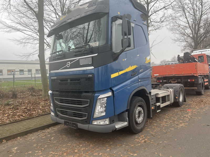 Volvo FH460 G.Haus/Hochdach 1-Hand Kipperhy - Cabeza tractora: foto 2 Volvo FH460 G.Haus/Hochdach 1-Hand Kipperhy - Cabeza tractora: foto 2