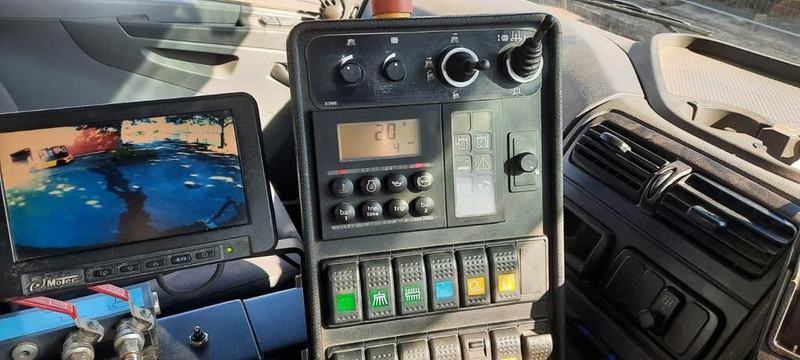 Barredora vial Mercedes-Benz 1824 Axor 1-Hand: foto 7 Barredora vial Mercedes-Benz 1824 Axor 1-Hand: foto 7