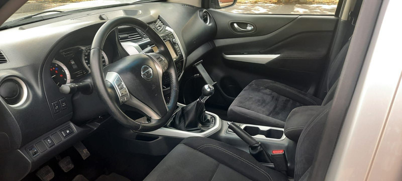 Pick-up Nissan Navara NP300 N-Connecta Double Cab 4x4: foto 8
