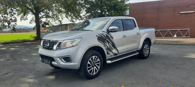 Nissan Navara NP300 N-Connecta Double Cab 4x4 - Pick-up: foto 1 Nissan Navara NP300 N-Connecta Double Cab 4x4 - Pick-up: foto 1