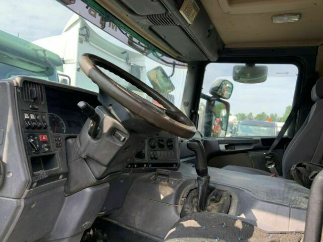 Scania P340PS 8x4 Blatt/Blatt 1-Hand - Camión hormigonera: foto 3 Scania P340PS 8x4 Blatt/Blatt 1-Hand - Camión hormigonera: foto 3