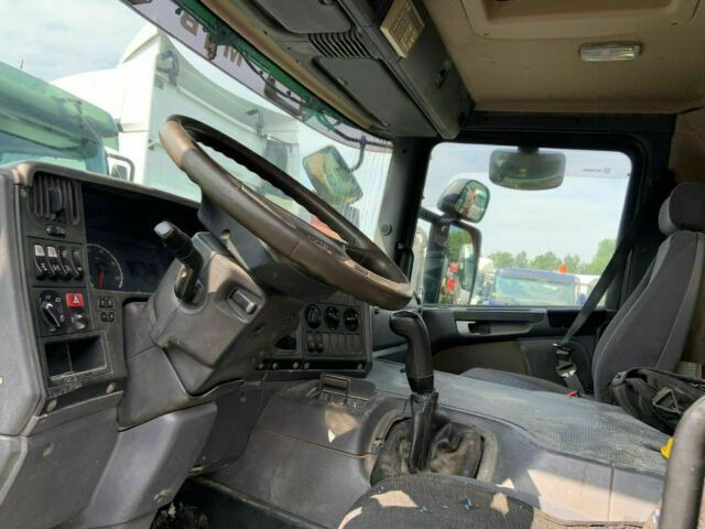 Scania P340PS 8x4 Blatt/Blatt 1-Hand - Camión hormigonera: foto 4 Scania P340PS 8x4 Blatt/Blatt 1-Hand - Camión hormigonera: foto 4