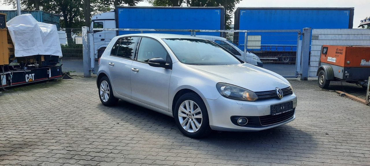 Volkswagen Golf - Sedan: foto 1 Volkswagen Golf - Sedan: foto 1