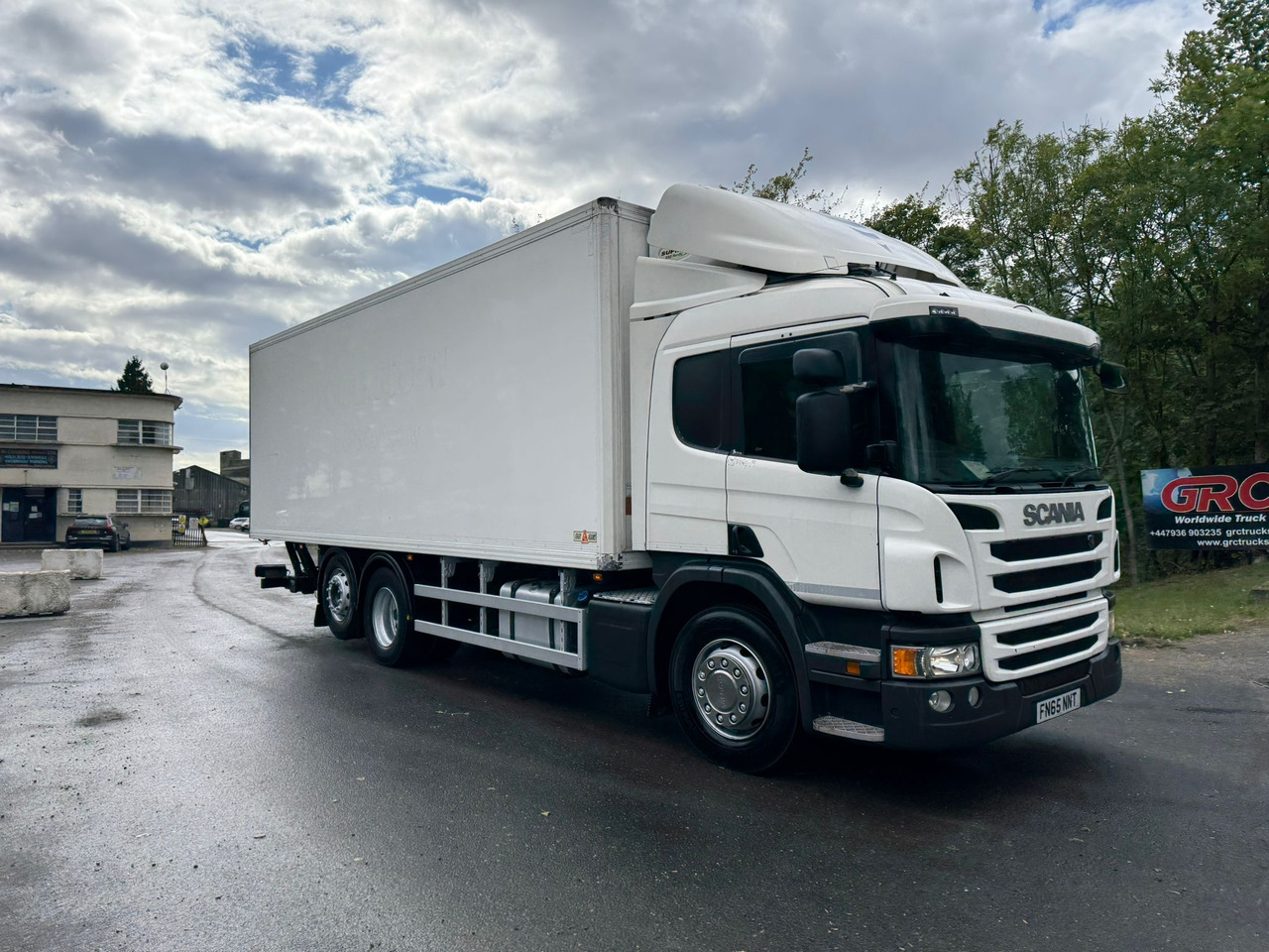 2015 Scania P320 Refrigerated truck - Camión frigorífico: foto 1 2015 Scania P320 Refrigerated truck - Camión frigorífico: foto 1