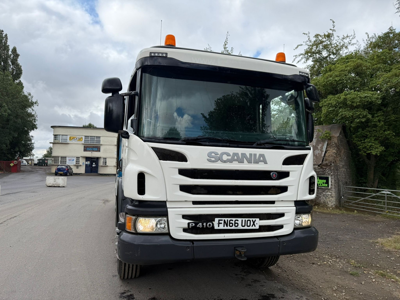 2016 Scania P410 Tipper Truck - Camión volquete: foto 2 2016 Scania P410 Tipper Truck - Camión volquete: foto 2