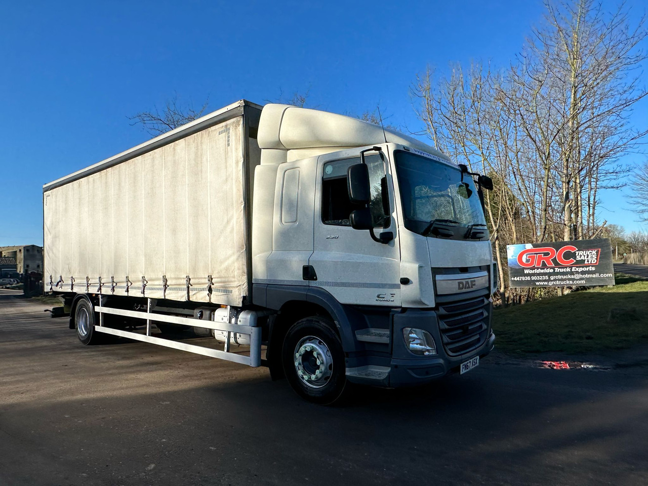2017 DAF CF 230 Curtainsider Truck - Camión lona: foto 1 2017 DAF CF 230 Curtainsider Truck - Camión lona: foto 1