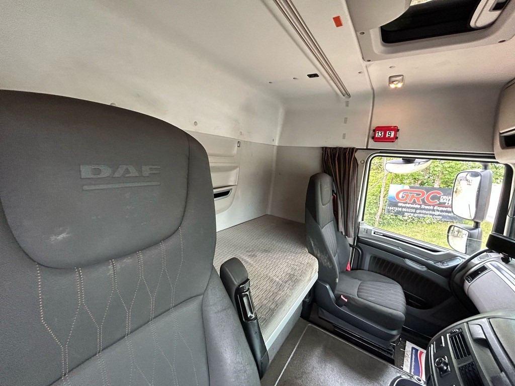 Cabeza tractora 2020 DAF XF 480 Tractor Unit: foto 25