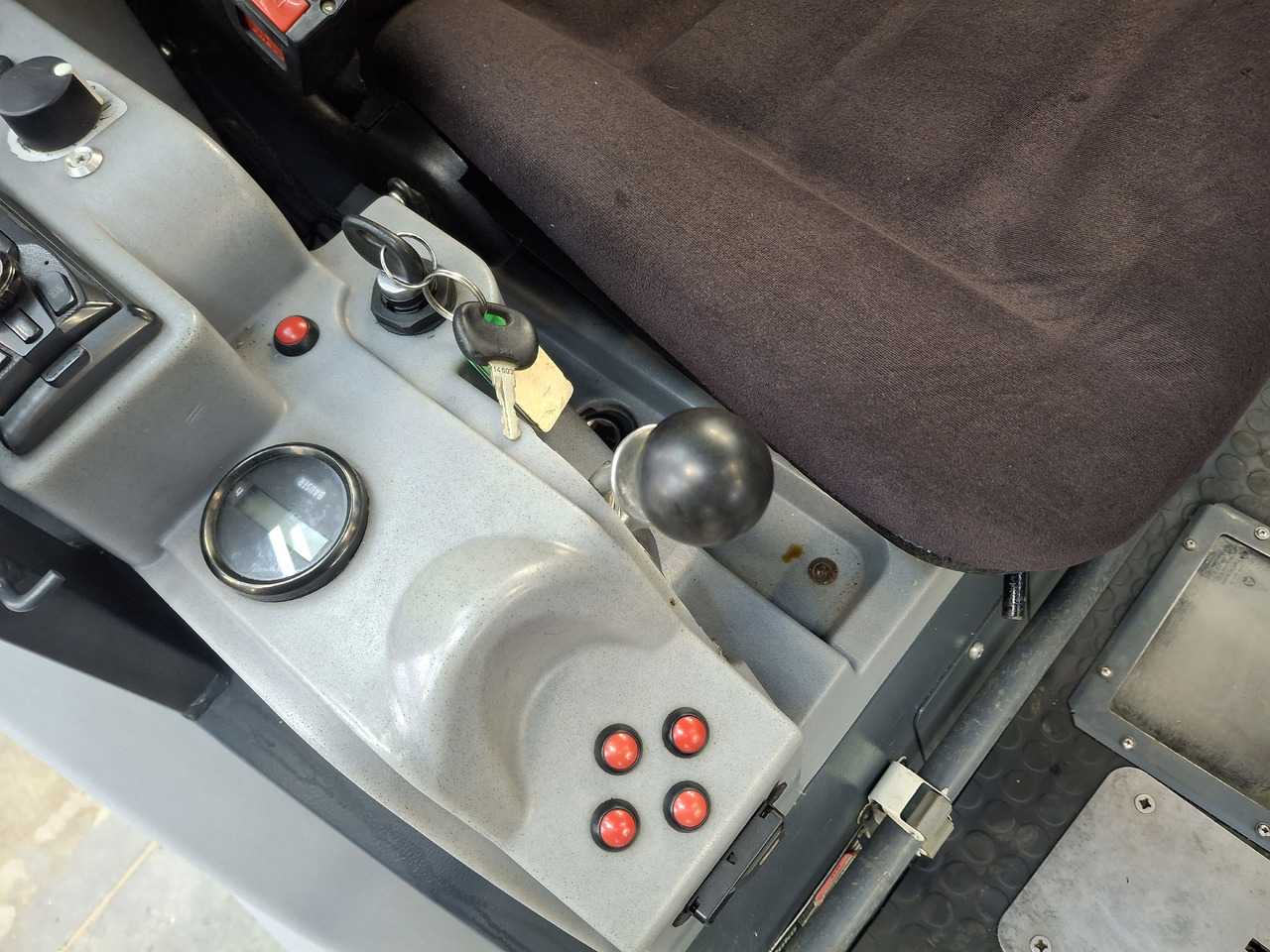 Barredora vial Hako Citymaster 1200 Zamiatarka Kehrmaschine Diesel: foto 12