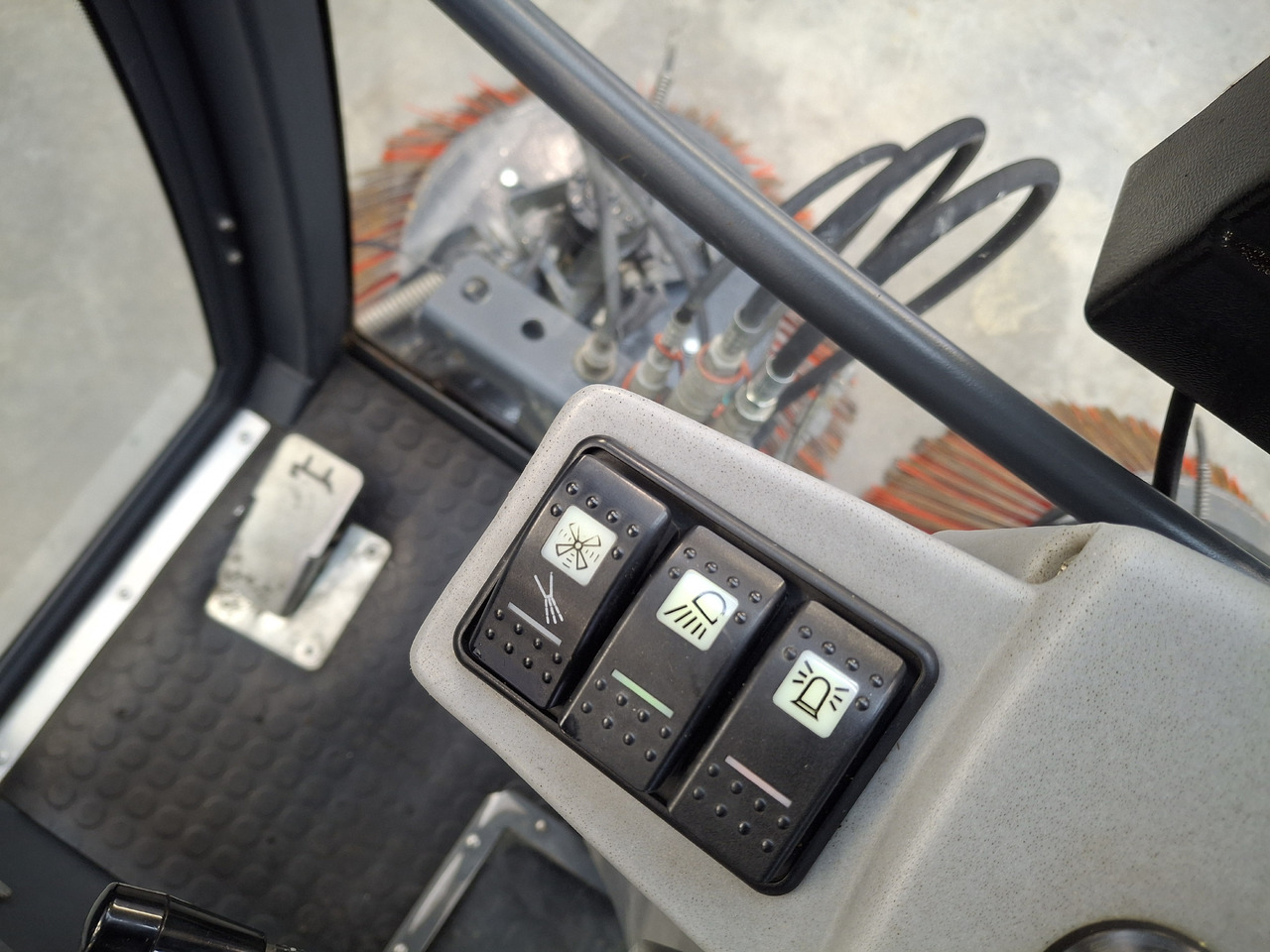 Barredora vial Hako Citymaster 1200 Zamiatarka Kehrmaschine Diesel: foto 17