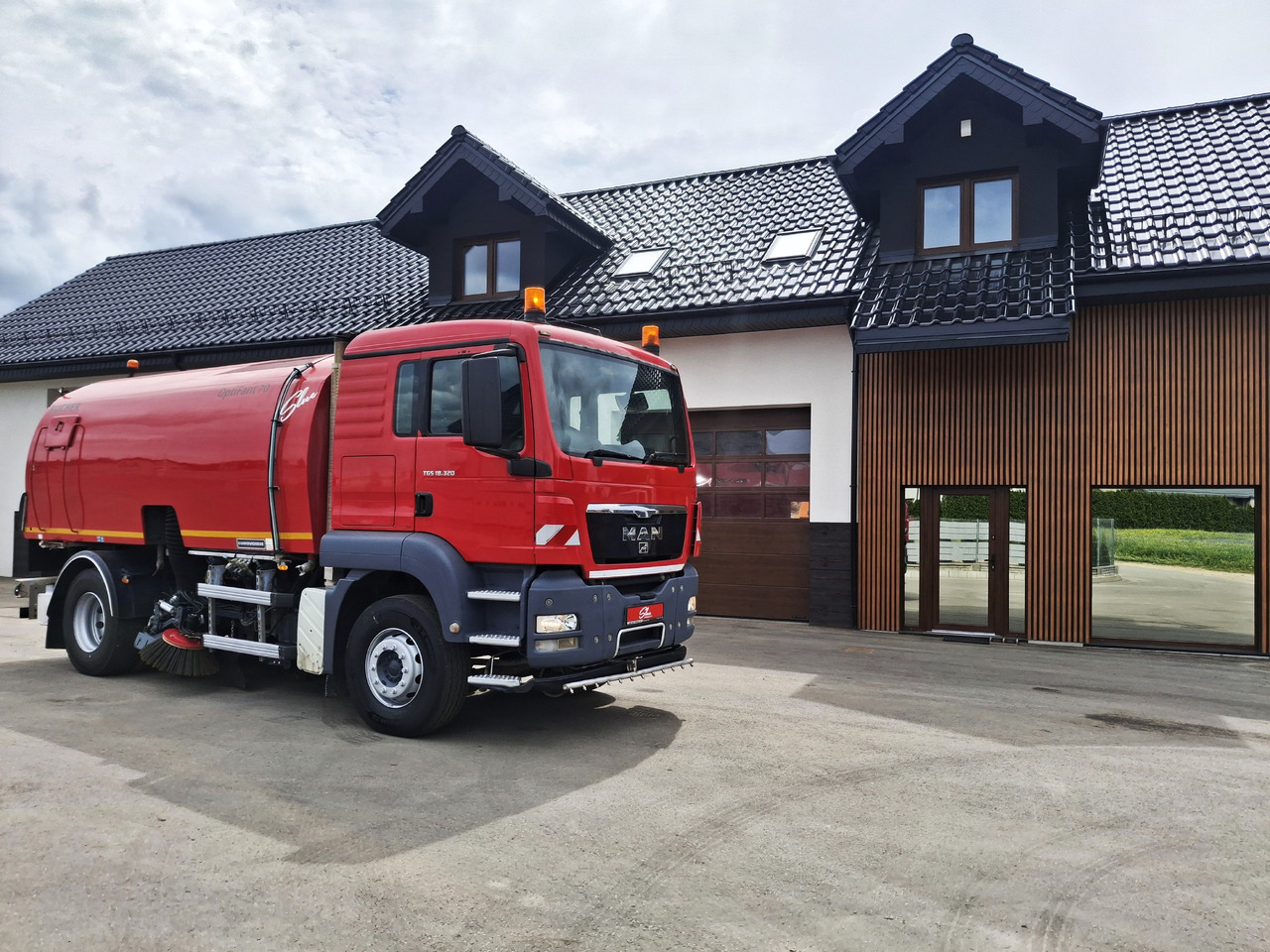 MAN TGS 18.320 Zamiatarka Kehrmaschine BUCHER 2 Motoren Karcher Szczotki L/R - Barredora vial: foto 1 MAN TGS 18.320 Zamiatarka Kehrmaschine BUCHER 2 Motoren Karcher Szczotki L/R - Barredora vial: foto 1