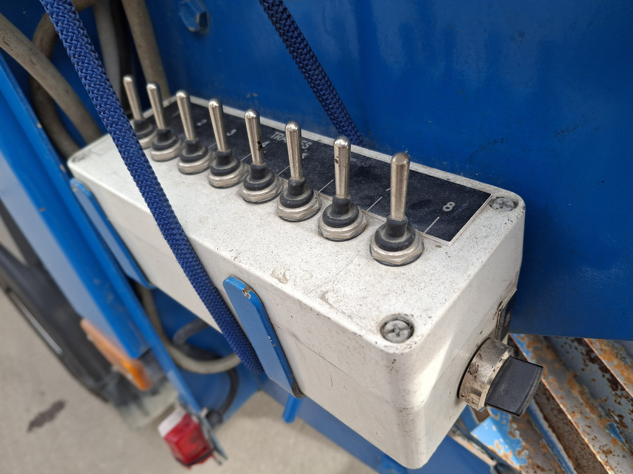 Distribuidor de asfalto Renault D16: foto 9