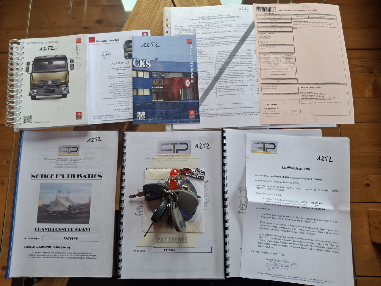 Distribuidor de asfalto Renault D16: foto 40