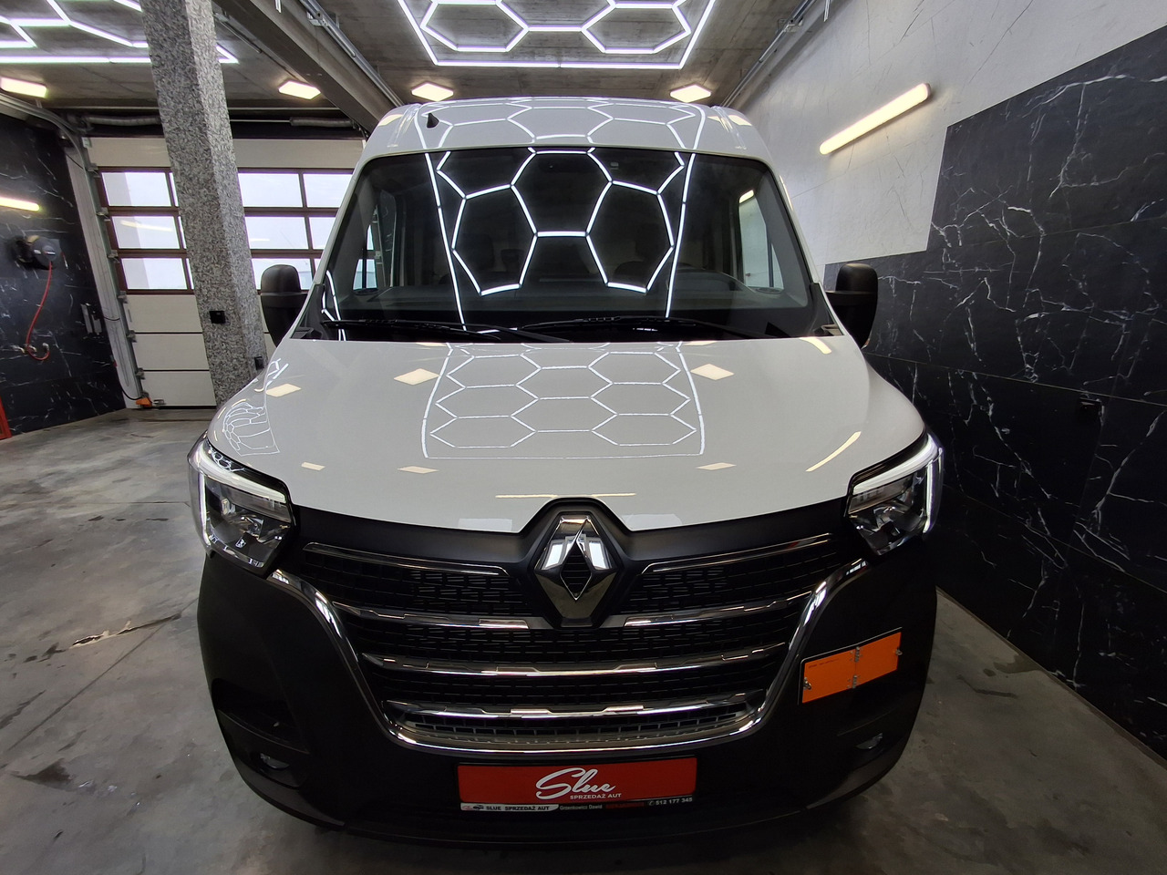 Renault Master ADR 9.1.1.2 EX/II - Furgón: foto 2 Renault Master ADR 9.1.1.2 EX/II - Furgón: foto 2