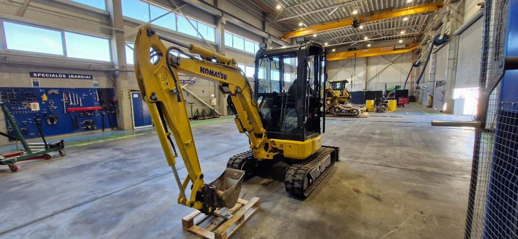 Komatsu PC 26 MR  - Miniexcavadora: foto 2 Komatsu PC 26 MR  - Miniexcavadora: foto 2
