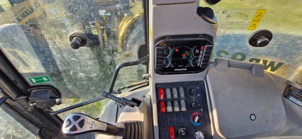 Retroexcavadora Komatsu WB 93 R-8: foto 8