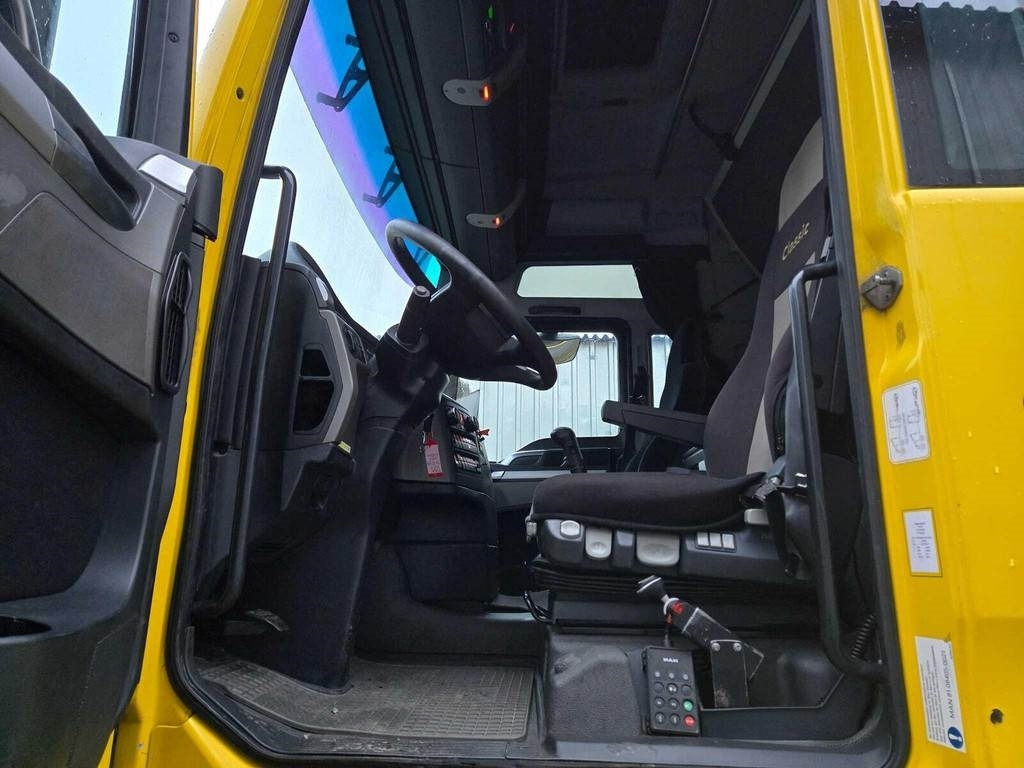 MAN TGX 28.480 6X2-2 BLS HYDRAULICA - Cabeza tractora: foto 5 MAN TGX 28.480 6X2-2 BLS HYDRAULICA - Cabeza tractora: foto 5
