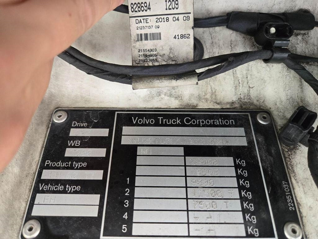 Cabeza tractora Volvo FH540 DUALCLUTCH 6X2: foto 19